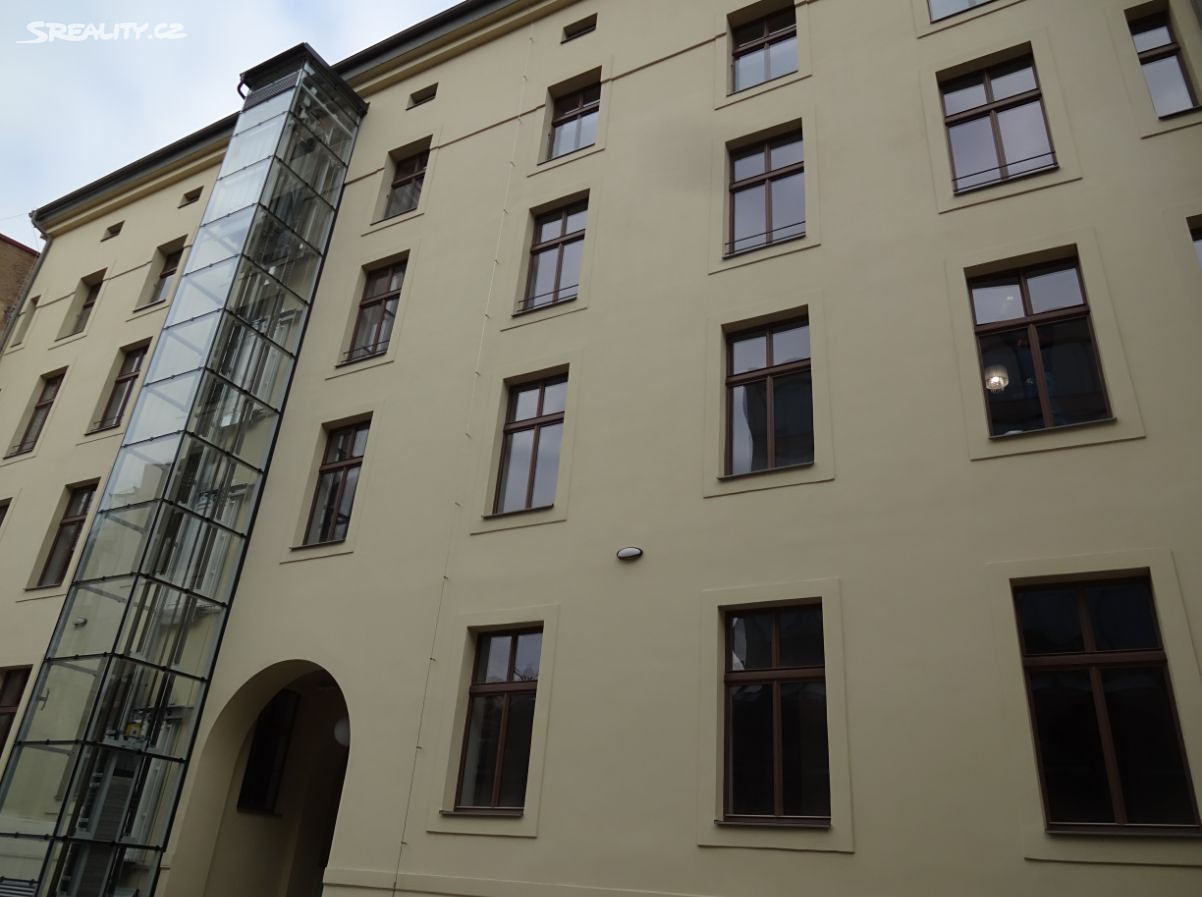 Prodej bytu 2+kk 53 m², Pivovarská, Praha 5 - Smíchov