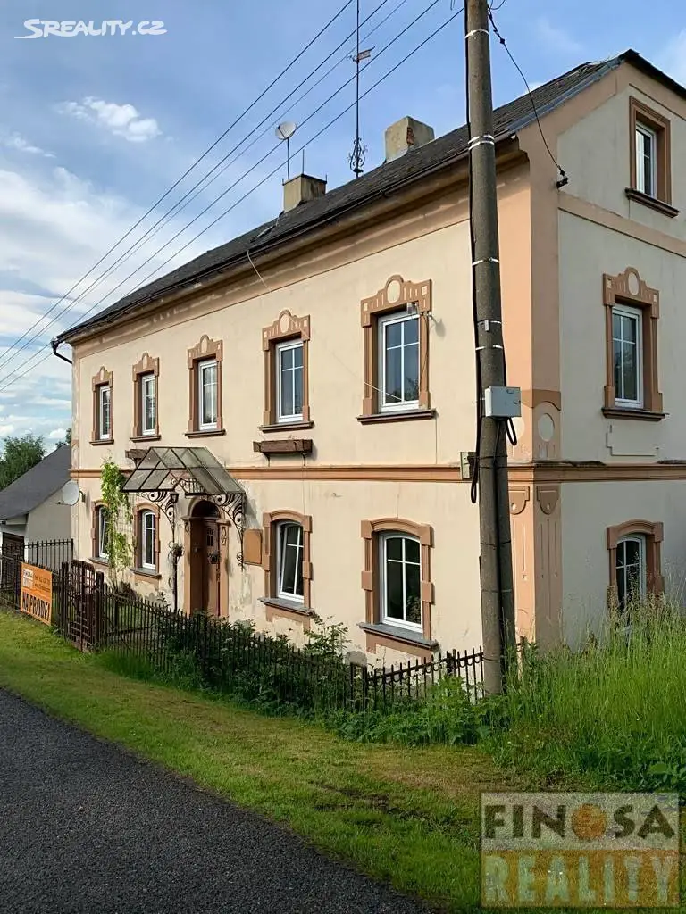 Prodej  rodinného domu 380 m², pozemek 2 056 m², Doubice, okres Děčín