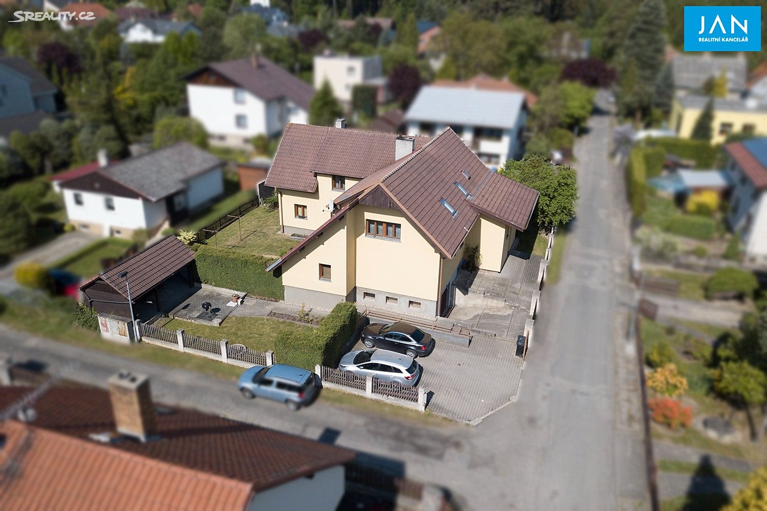 Prodej  rodinného domu 354 m², pozemek 732 m², Mukařov, okres Praha-východ