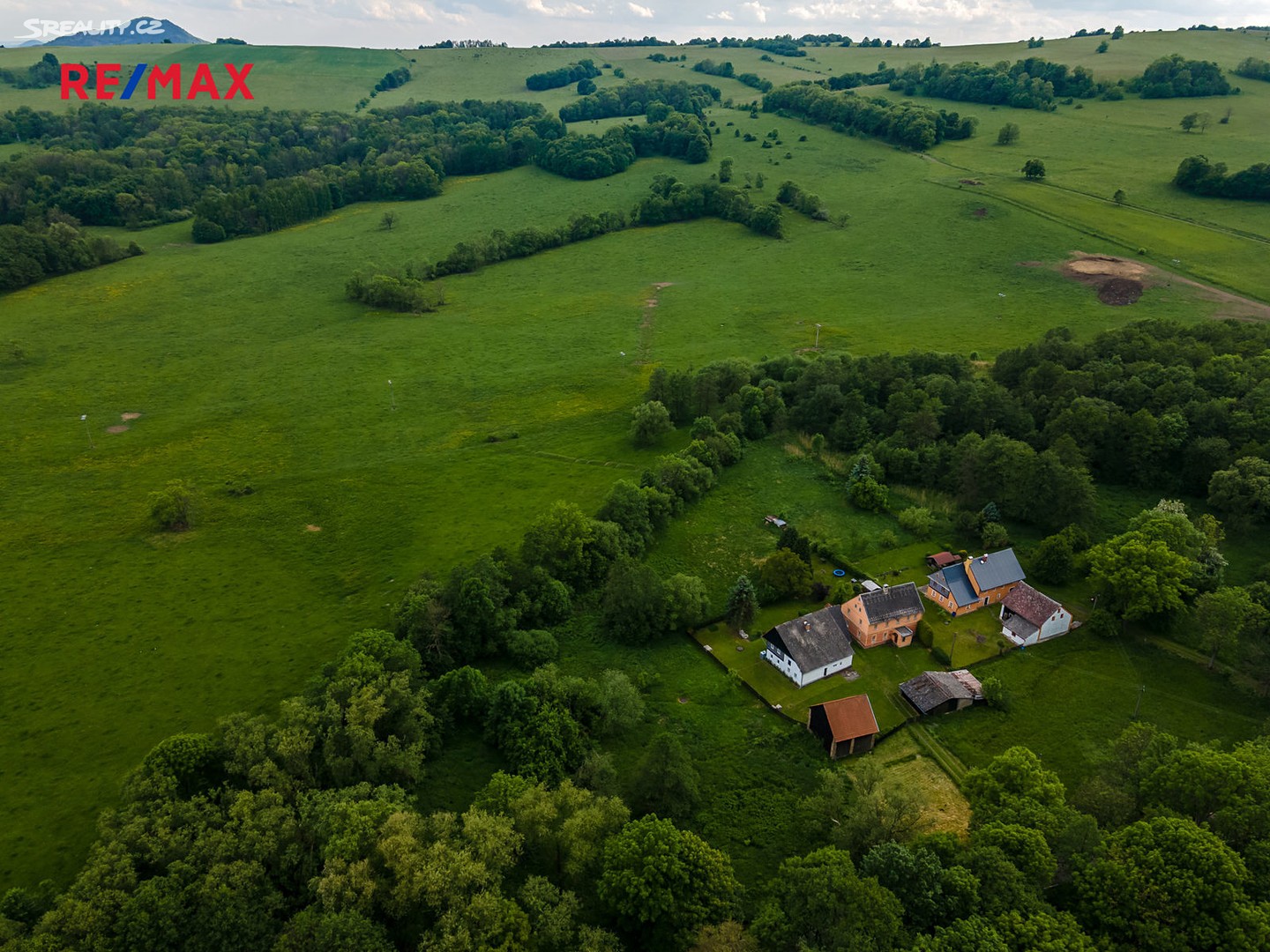 Prodej  stavebního pozemku 1 546 m², Verneřice, okres Děčín