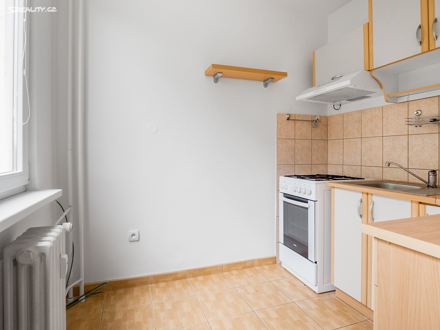 Pronájem bytu 1+1 38 m², nábřeží Závodu míru, Pardubice - Zelené Předměstí