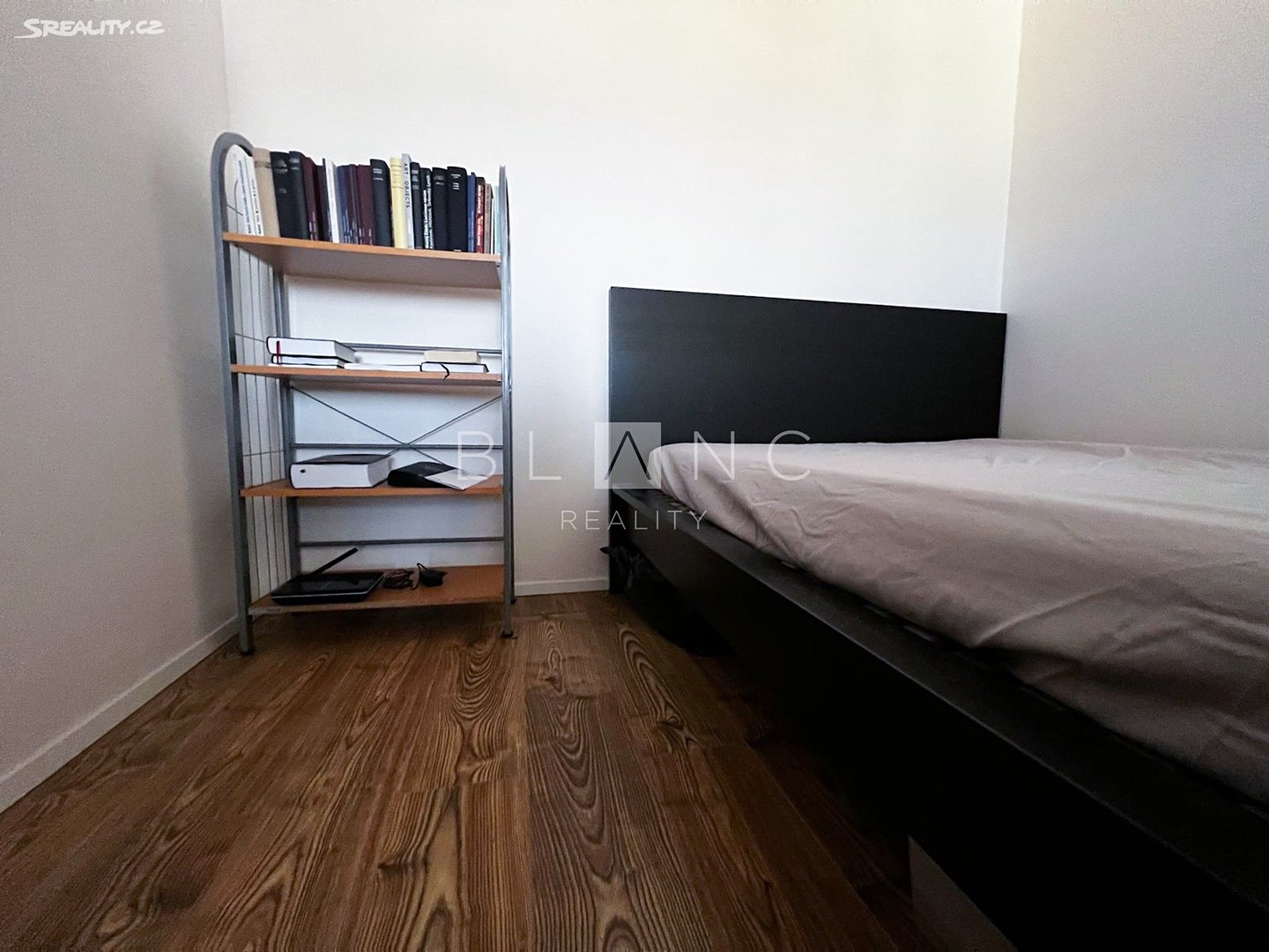 Pronájem bytu 1+kk 32 m² (Mezonet), Korunní, Praha - Vinohrady