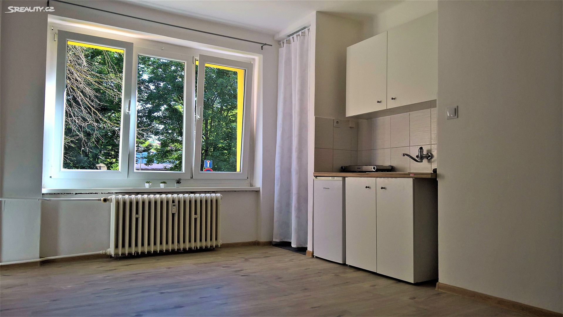 Pronájem bytu 1+kk 22 m², Svojsíkova, Teplice