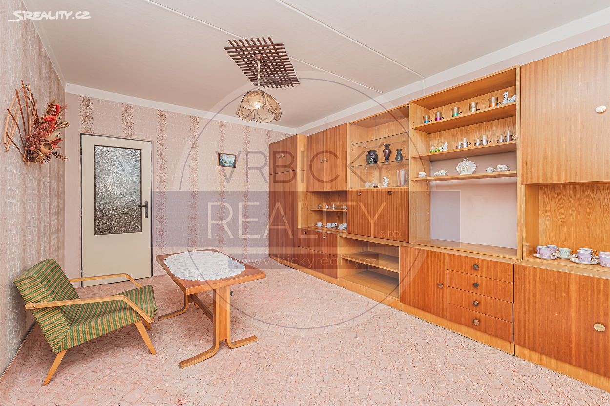 Prodej bytu 3+1 75 m², Elišky Krásnohorské, Dvůr Králové nad Labem