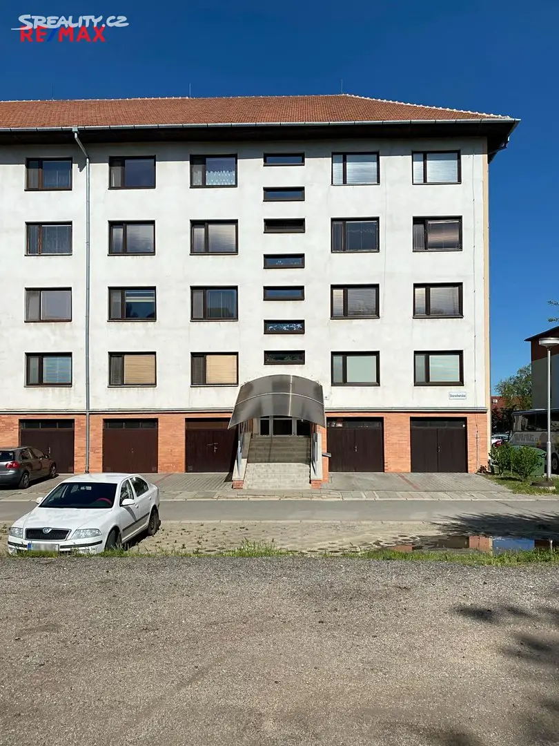 Prodej bytu 3+1 82 m², Starohorská, Oslavany
