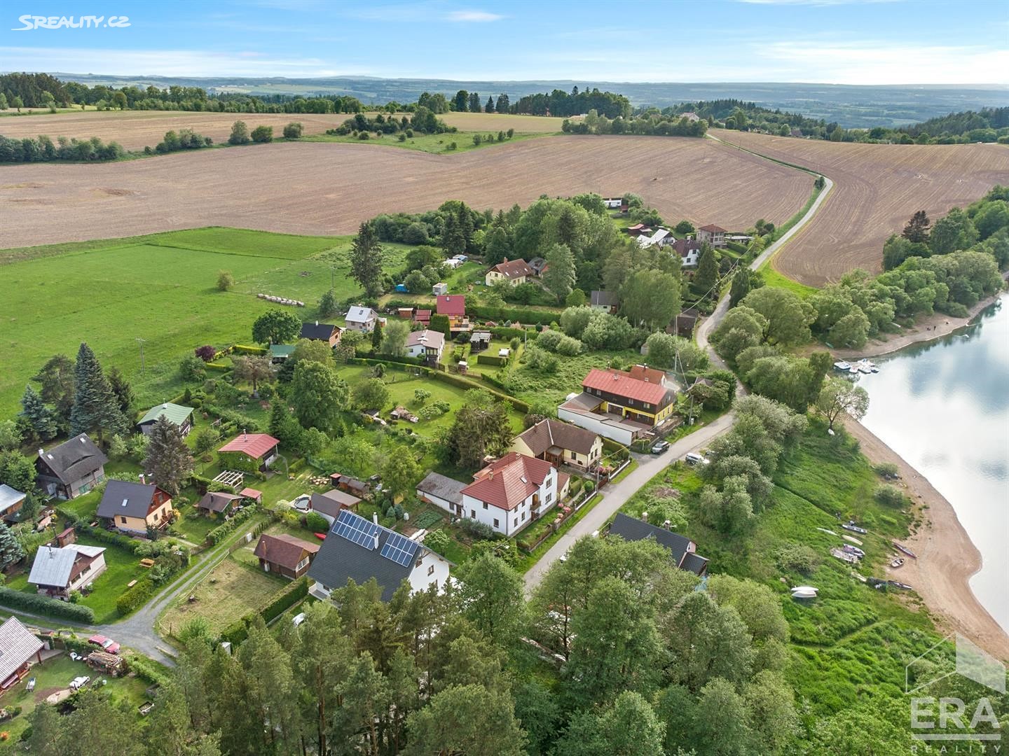 Prodej  rodinného domu 260 m², pozemek 1 352 m², Seč - Hoješín, okres Chrudim