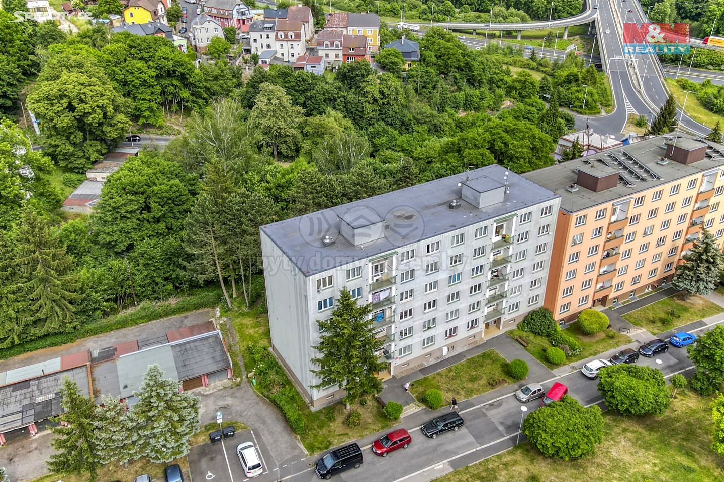 Prodej bytu 2+1 70 m², Lomená, Karlovy Vary - Bohatice