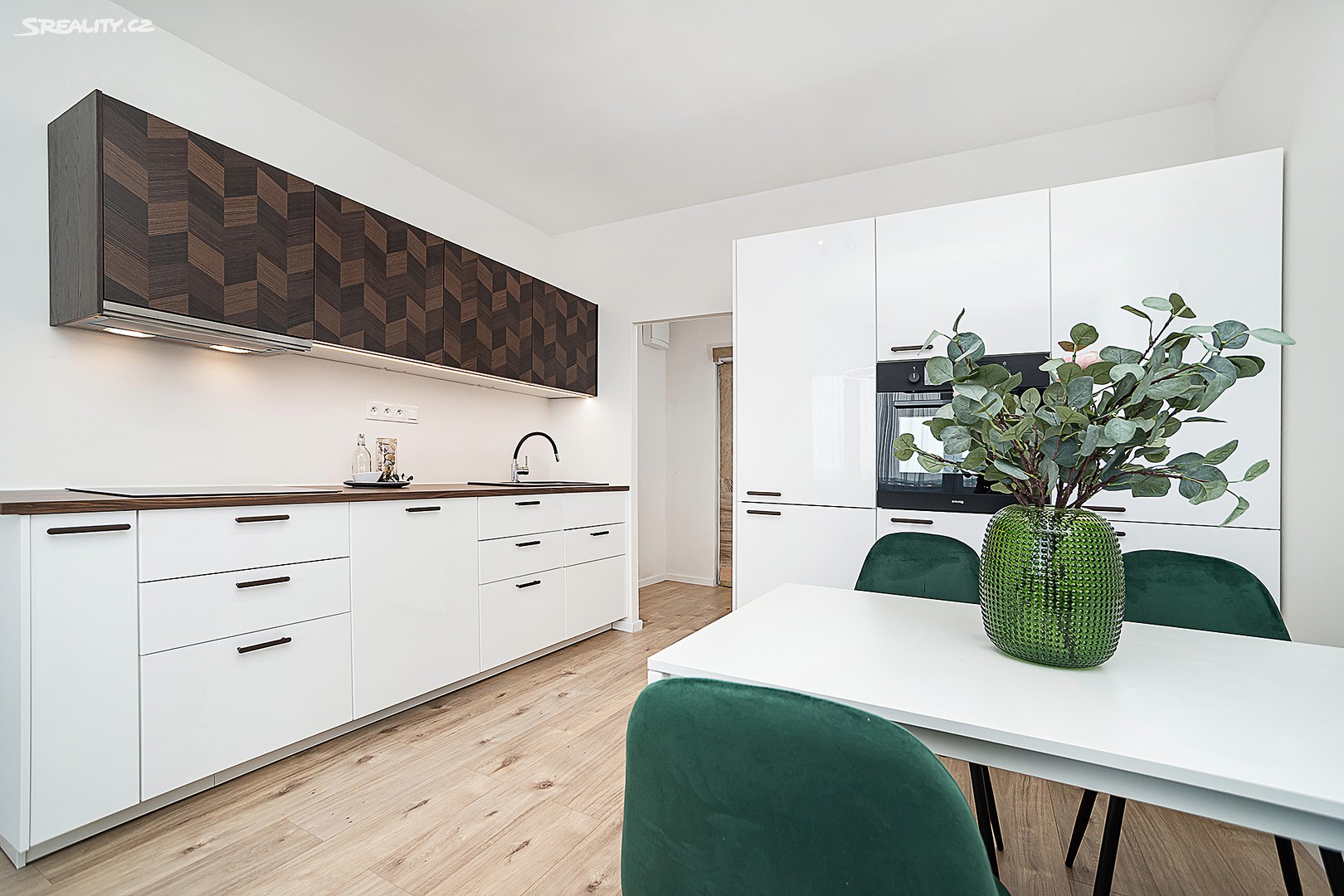 Prodej bytu 3+kk 61 m², Zenklova, Praha 8 - Libeň