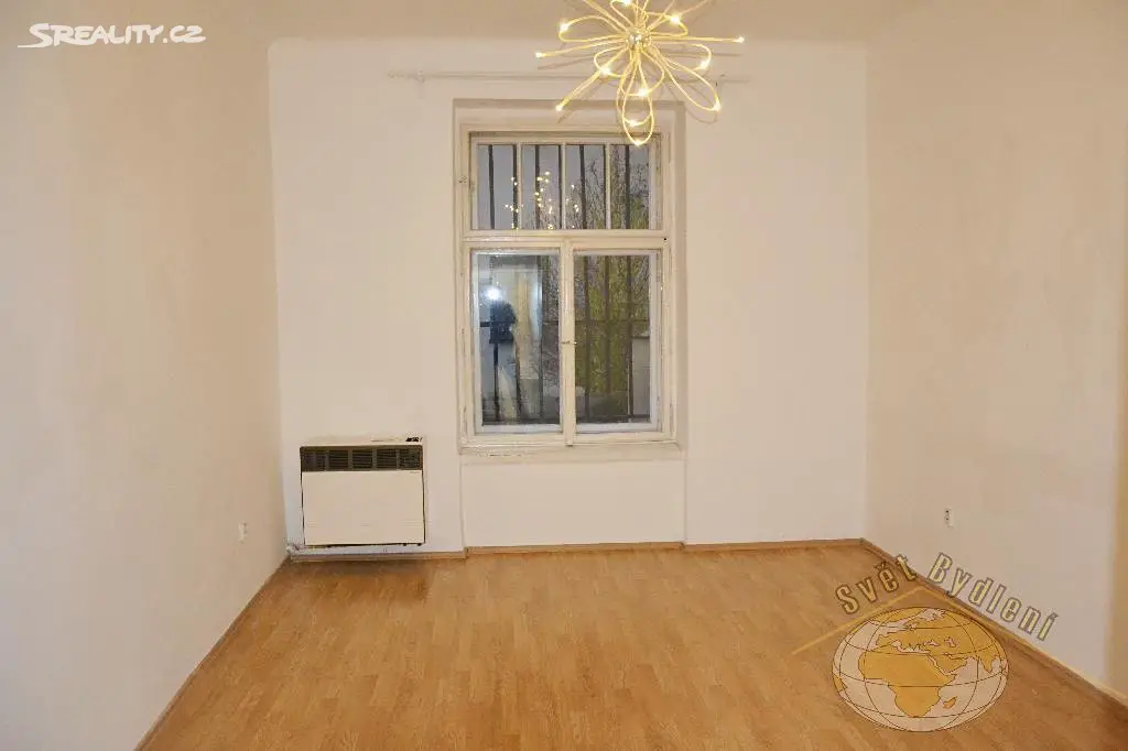 Pronájem bytu 2+1 46 m², Na Dolinách, Praha - Praha 4
