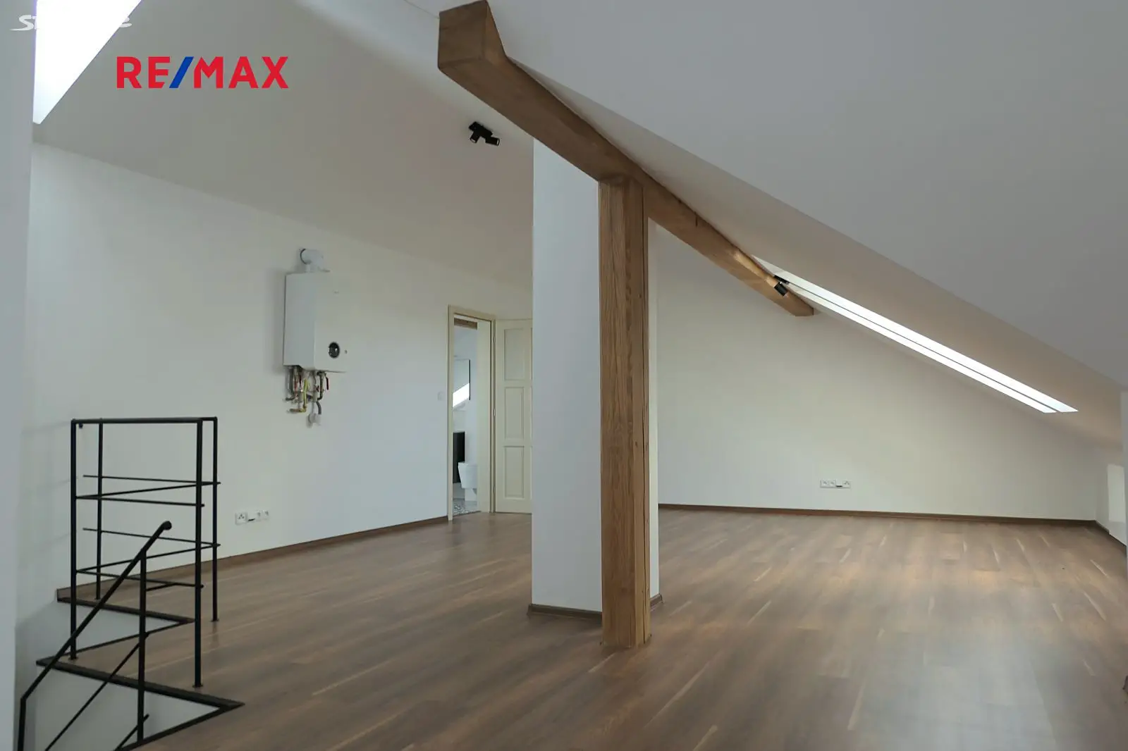 Pronájem bytu 3+1 130 m² (Mezonet), Žižkova, Hořice