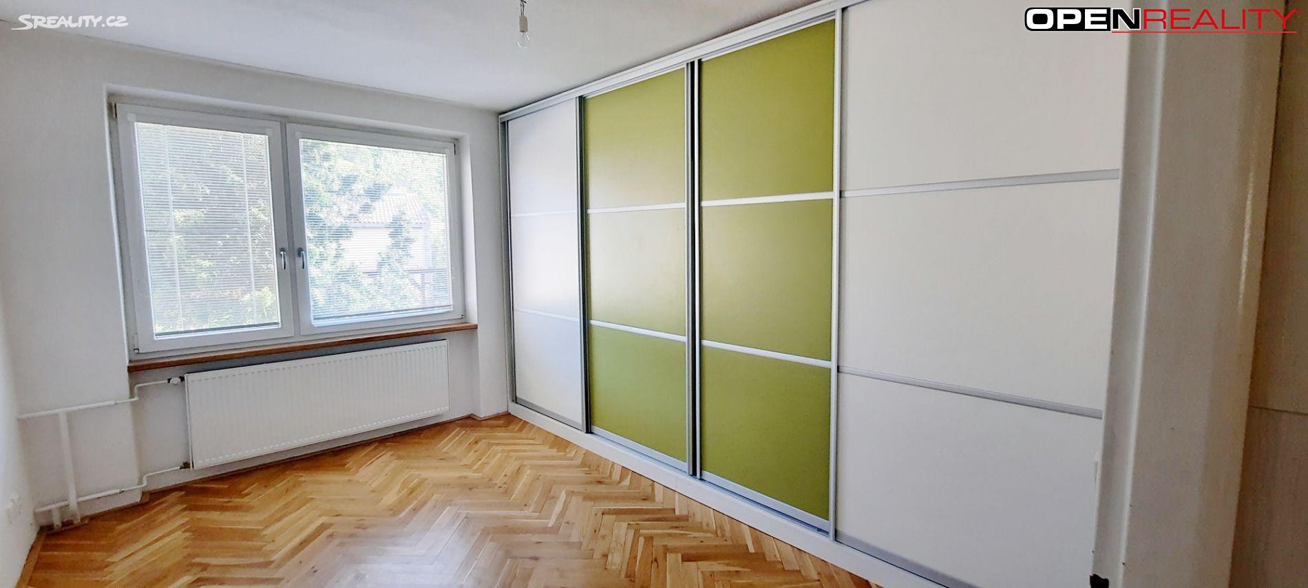 Prodej bytu 3+1 81 m², 1. května, Mikulov