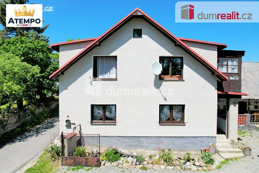 Prodej  rodinného domu 345 m², pozemek 2 426 m², Stachy - Úbislav, okres Prachatice