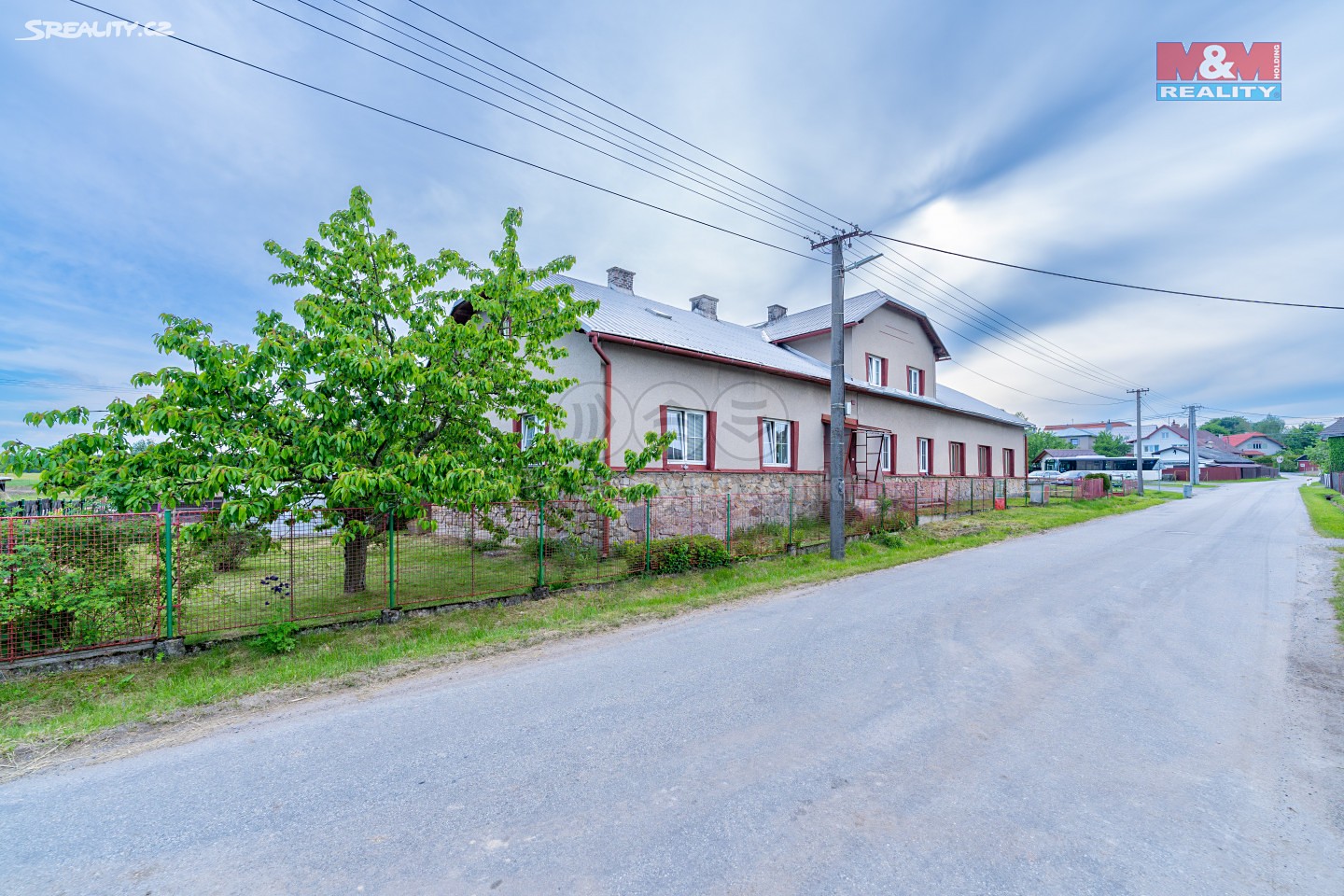 Prodej  zemědělské usedlosti 5 472 m², pozemek 5 472 m², Lhotka, okres Žďár nad Sázavou