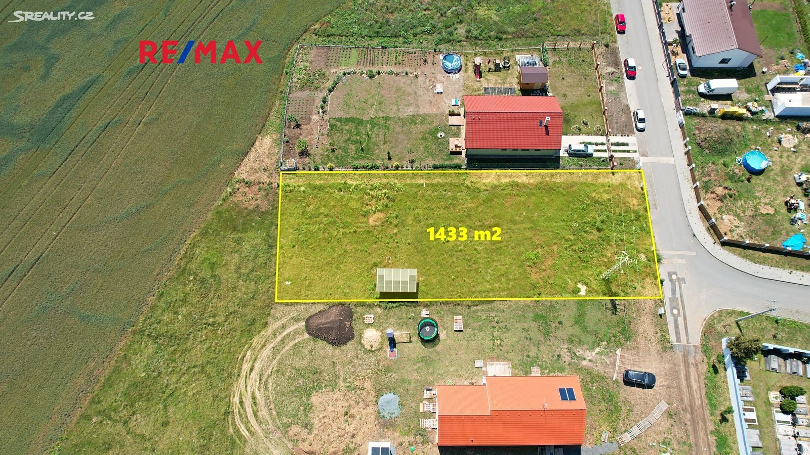Prodej  stavebního pozemku 1 433 m², Horní Beřkovice, okres Litoměřice