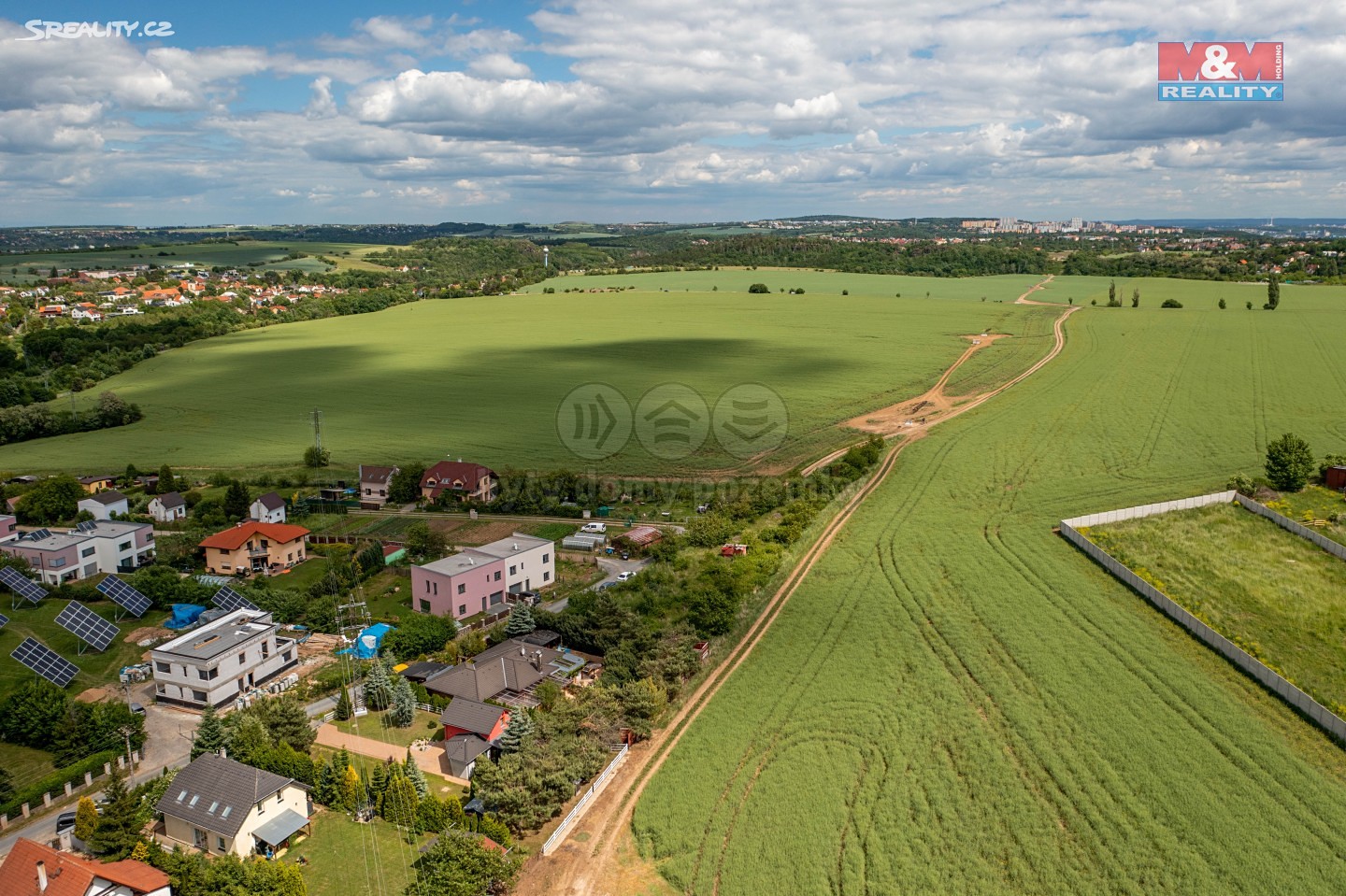 Prodej  stavebního pozemku 10 682 m², Únětice, okres Praha-západ
