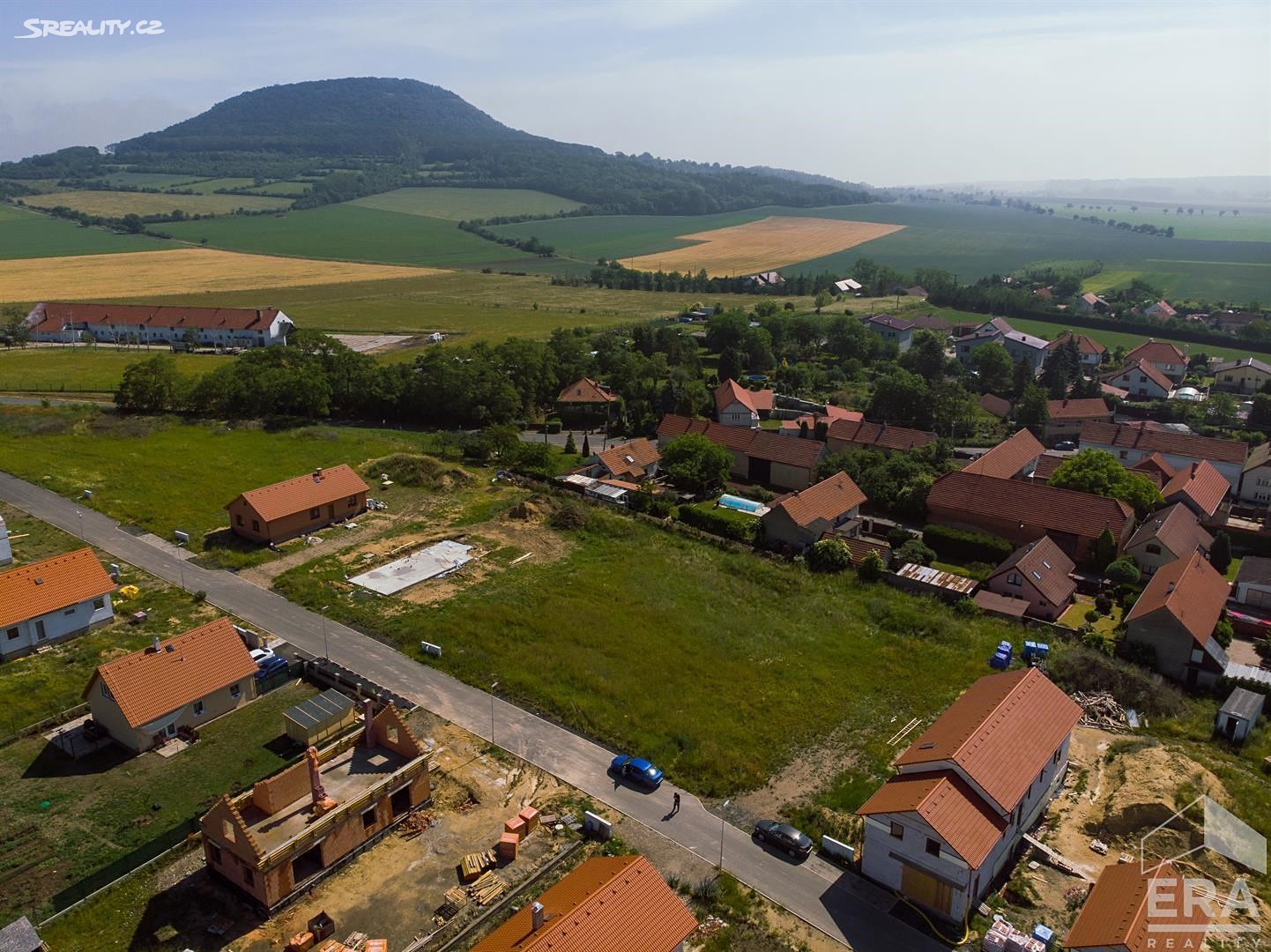 Prodej  stavebního pozemku 1 140 m², Vražkov, okres Litoměřice