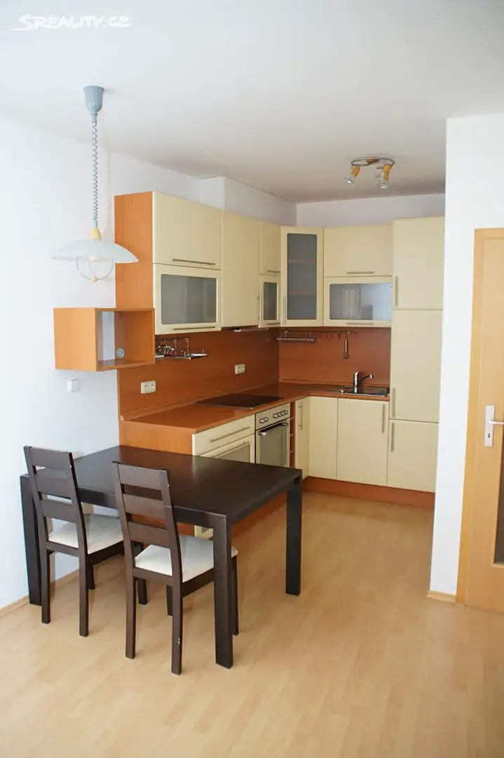 Pronájem bytu 2+kk 51 m², Jetelová, Praha 10 - Záběhlice