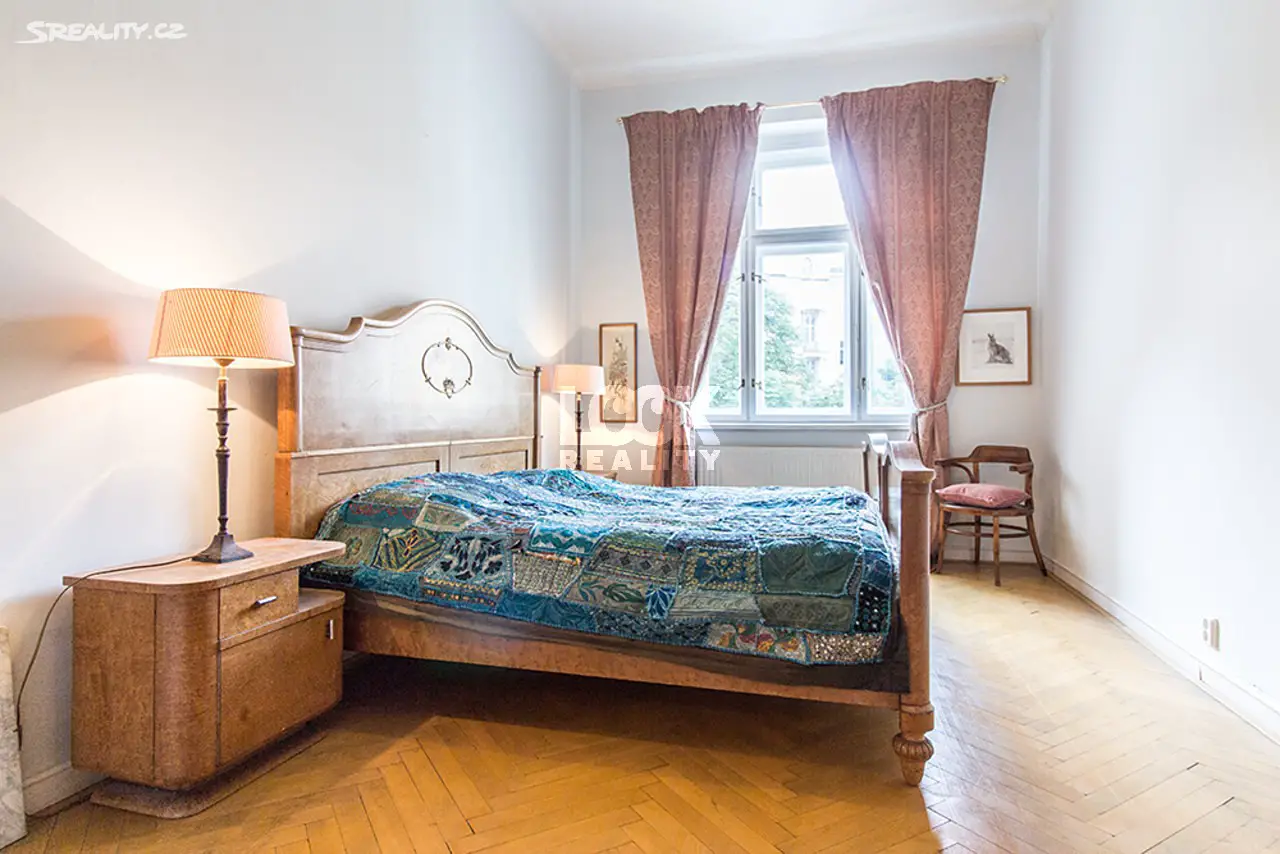 Pronájem bytu 3+1 105 m², Římská, Praha 2 - Vinohrady