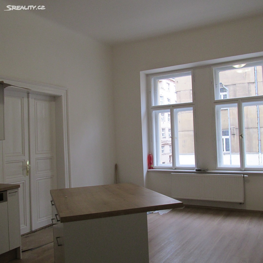 Pronájem bytu 3+kk 85 m², Veletržní, Praha 7 - Holešovice