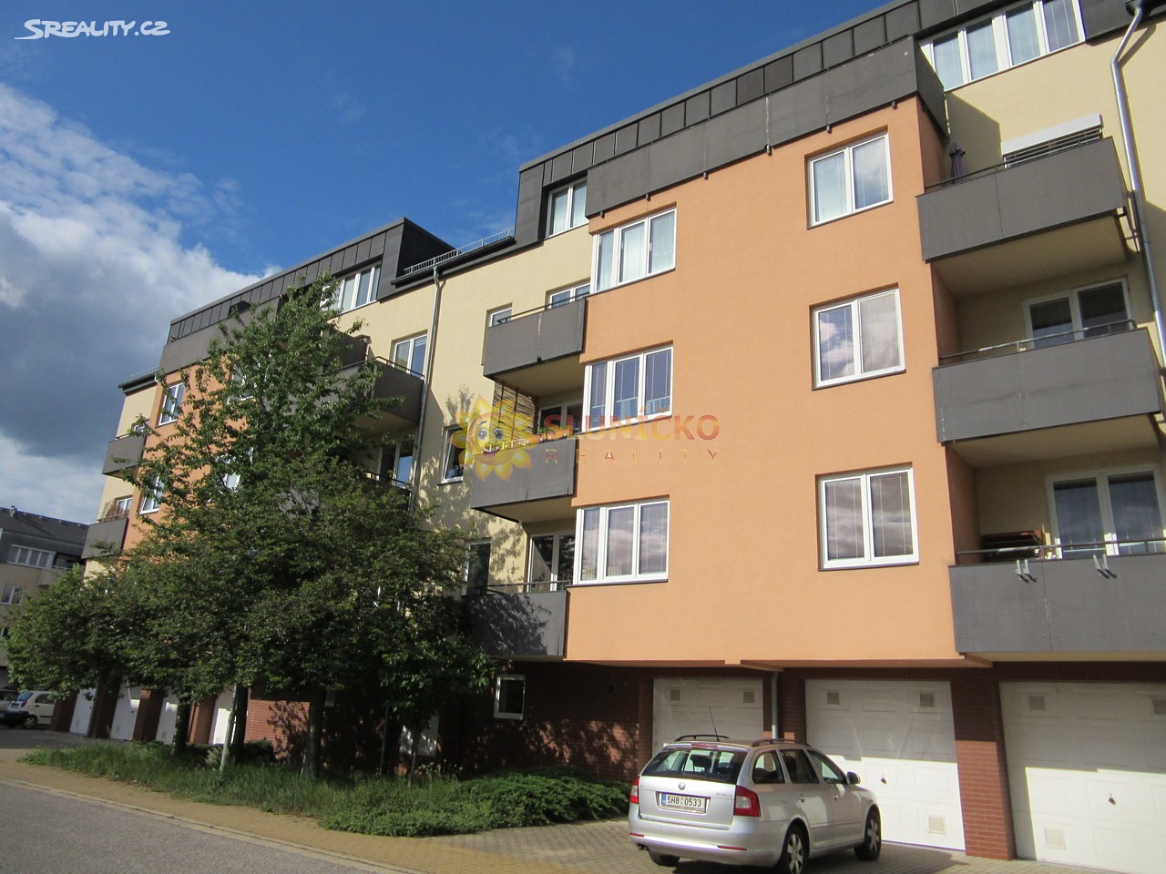 Prodej bytu 1+kk 33 m², Ve Stromovce, Hradec Králové - Třebeš