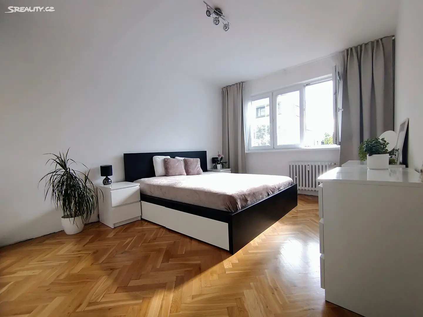Prodej bytu 2+1 54 m², Vrbčanská, Praha 10 - Strašnice