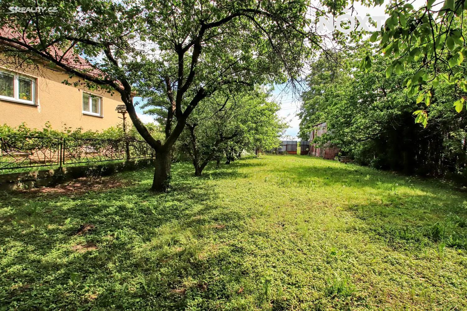 Prodej  stavebního pozemku 953 m², Tuněchodská, Pardubice - Mnětice