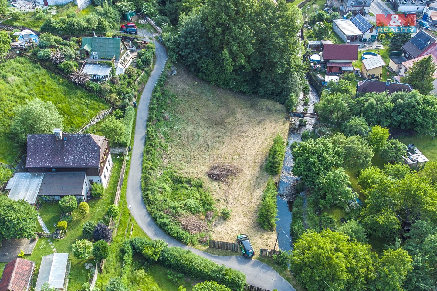 Prodej  stavebního pozemku 1 236 m², Skalice u České Lípy, okres Česká Lípa