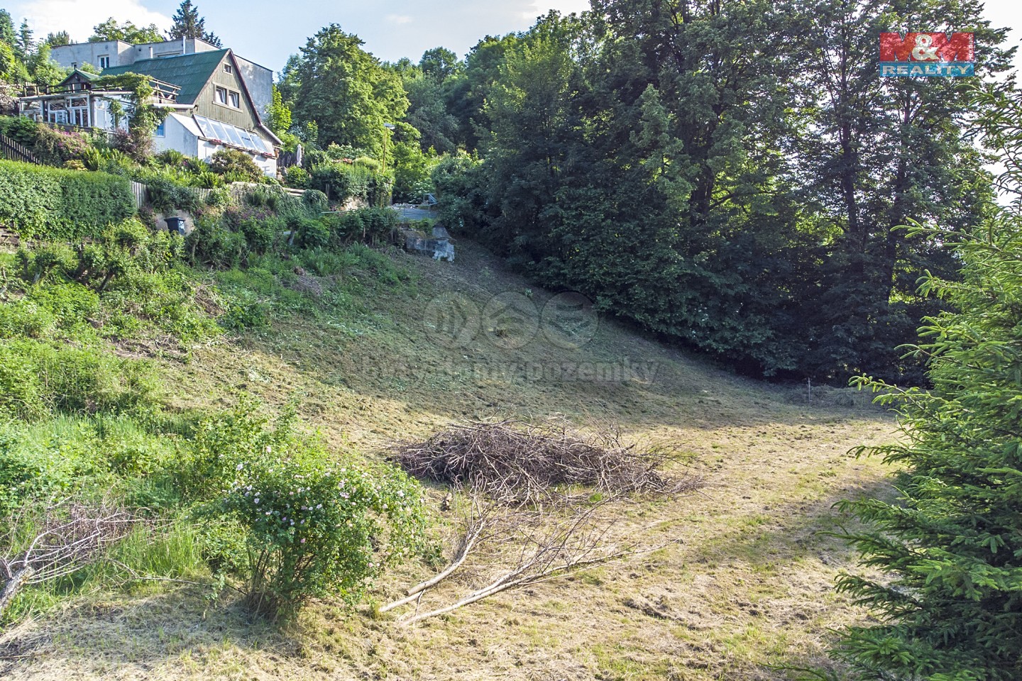 Prodej  stavebního pozemku 1 236 m², Skalice u České Lípy, okres Česká Lípa