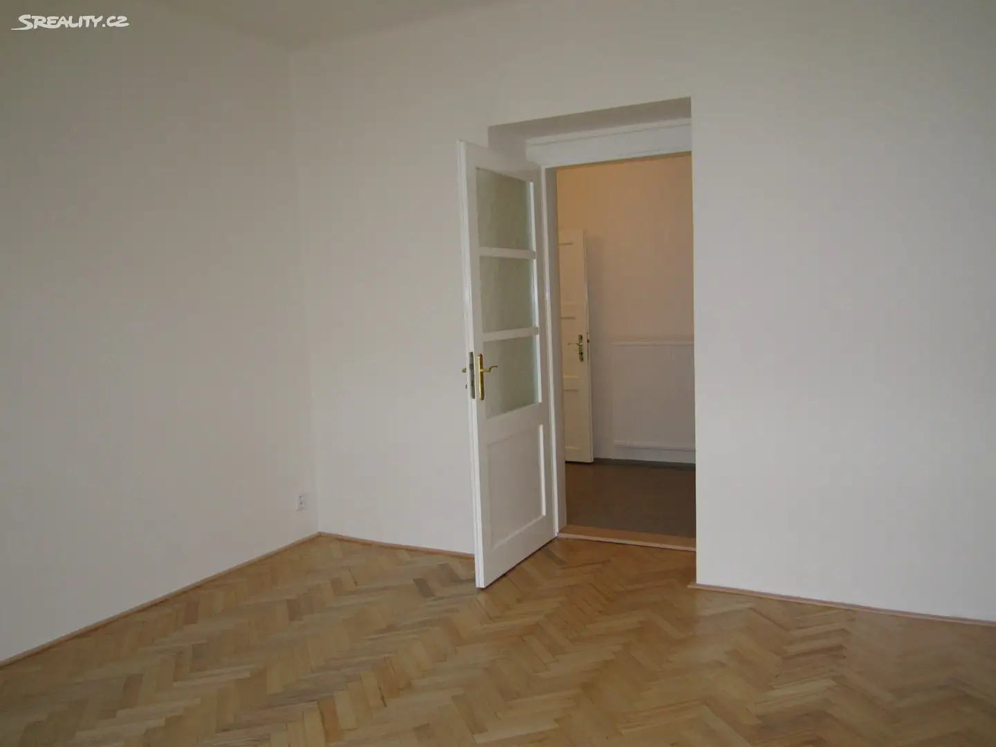 Pronájem bytu 1+1 55 m², Slovinská, Praha 10 - Vršovice