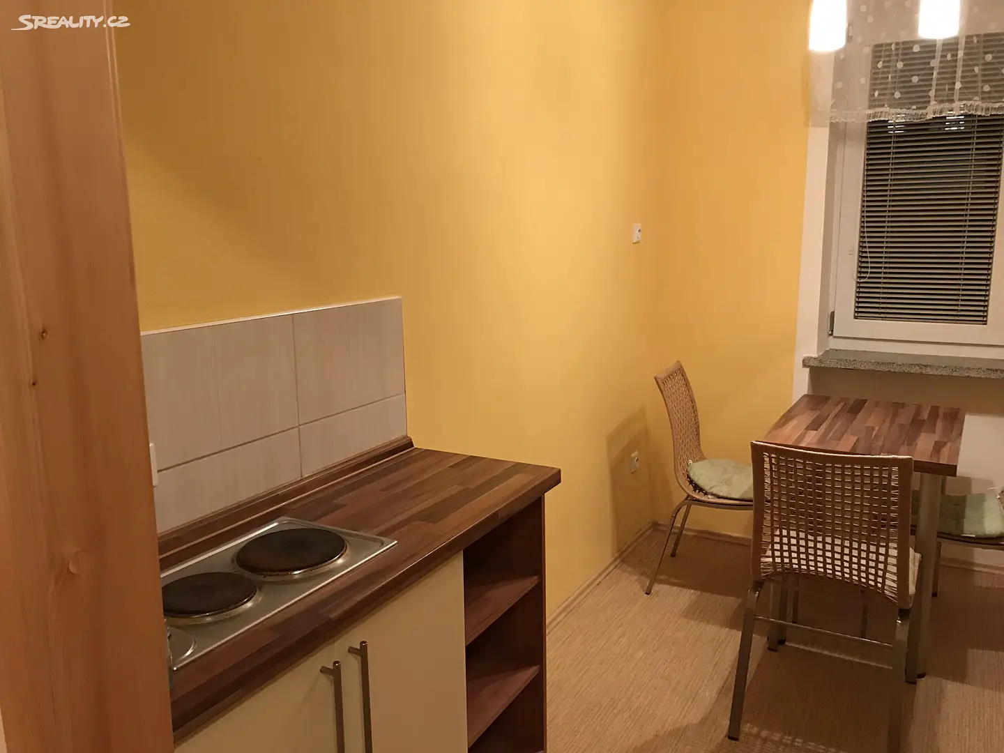 Pronájem bytu 1+1 38 m², Velké Meziříčí - Mostiště, okres Žďár nad Sázavou