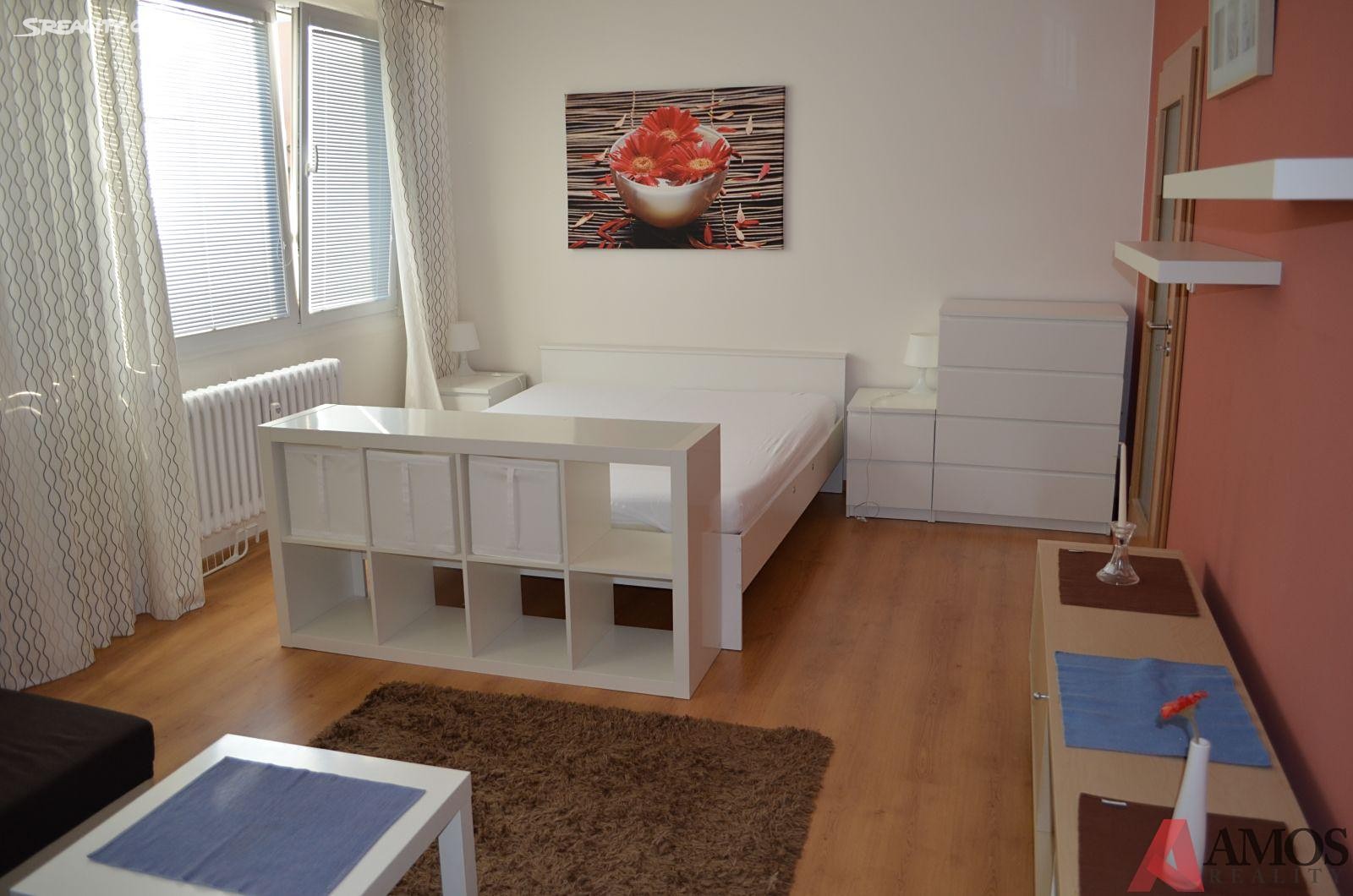 Pronájem bytu 1+kk 36 m², Norská, Kladno - Kročehlavy