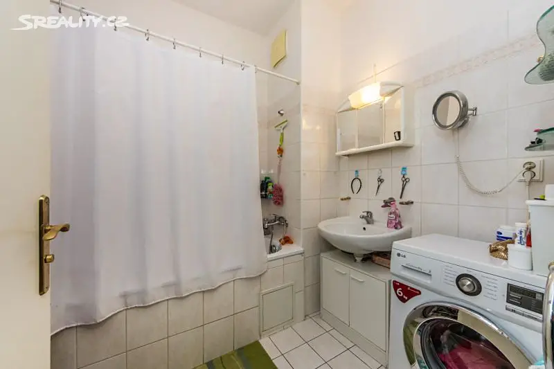 Pronájem bytu 1+kk 47 m², Kloknerova, Praha 4 - Chodov