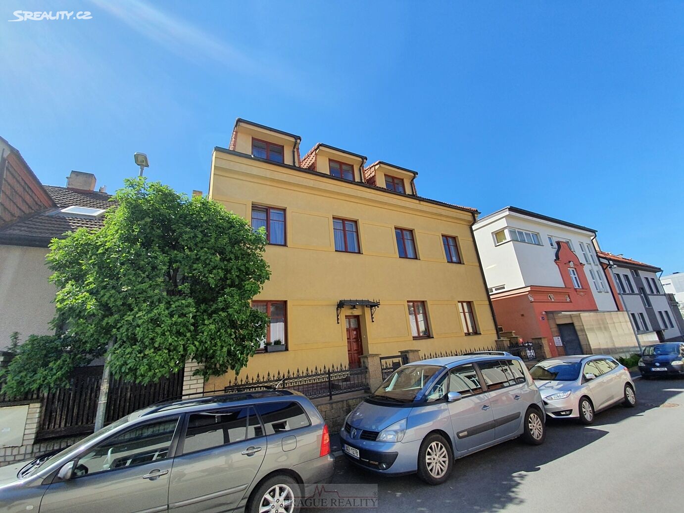 Pronájem bytu 1+kk 28 m², Pod strašnickou vinicí, Praha 10 - Strašnice