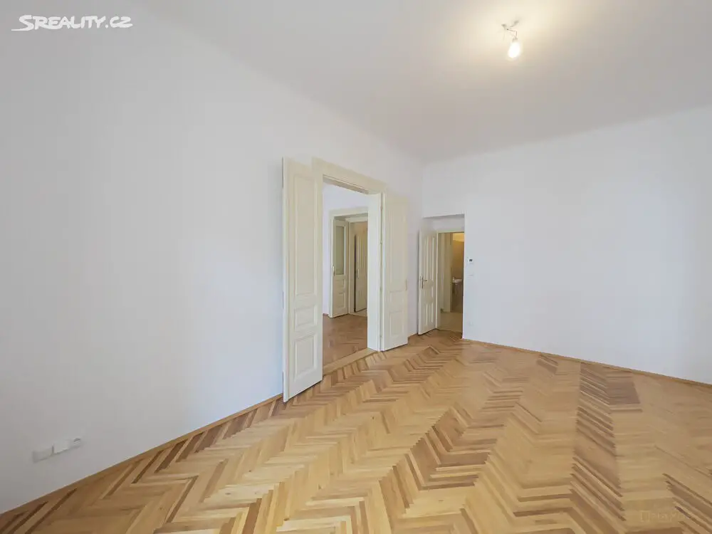 Pronájem bytu 3+1 84 m², Vinohradská, Praha 2 - Vinohrady