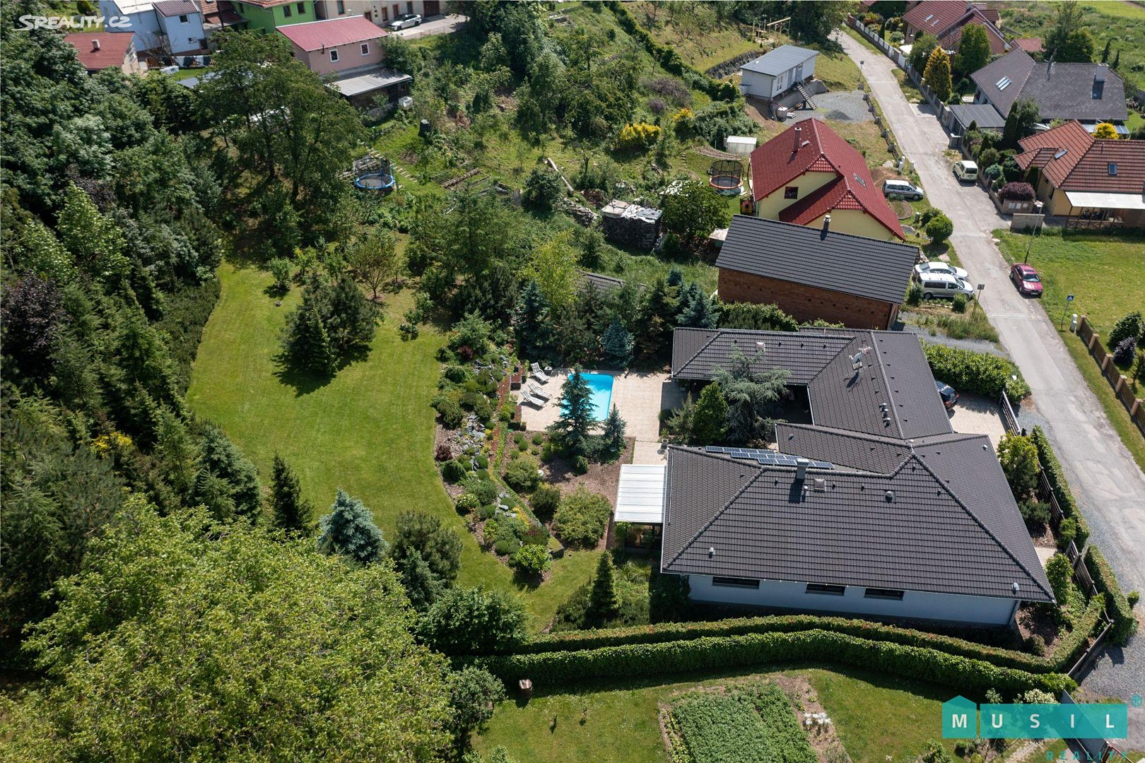 Prodej  rodinného domu 190 m², pozemek 3 413 m², Pod Táborkem, Velký Týnec