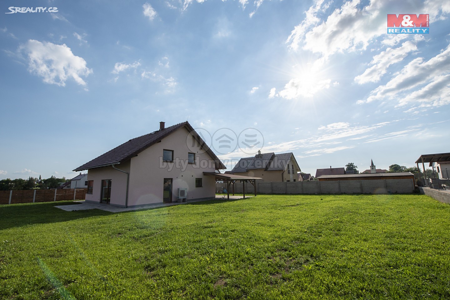 Pronájem  rodinného domu 152 m², pozemek 875 m², Všestary, okres Hradec Králové