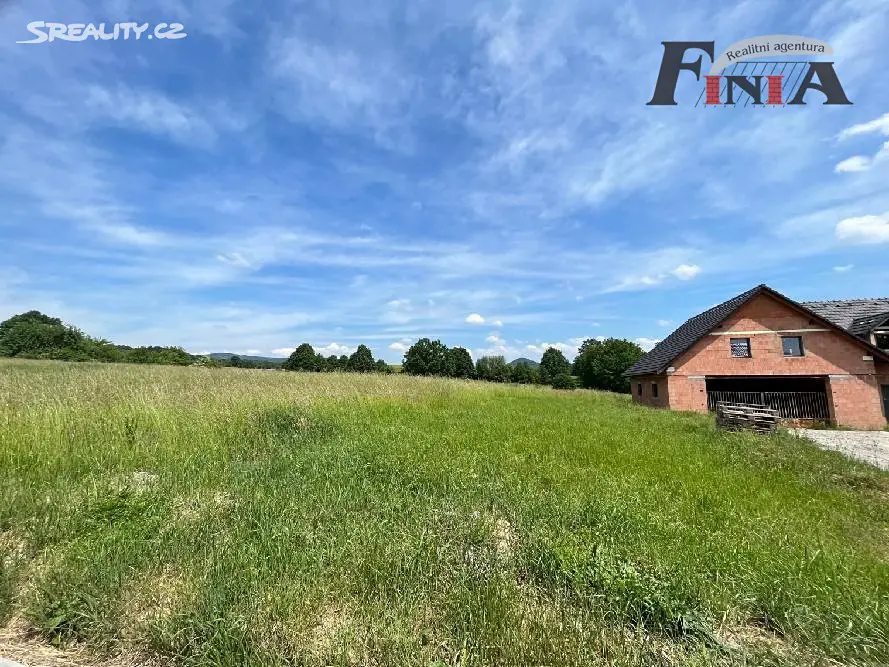Prodej  stavebního pozemku 2 510 m², Horní Libchava, okres Česká Lípa