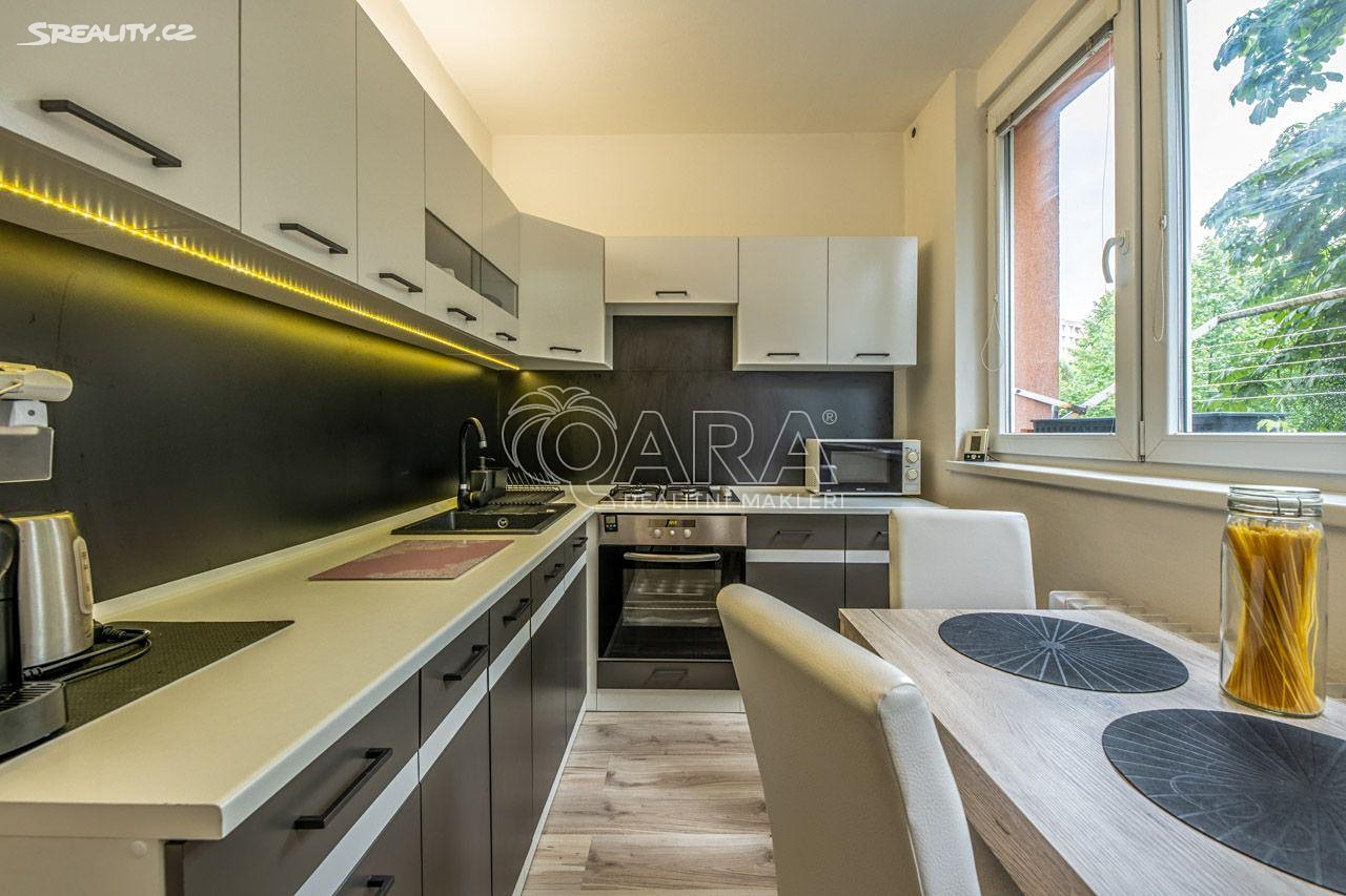 Prodej bytu 1+1 37 m², Mjr. Nováka, Ostrava - Hrabůvka