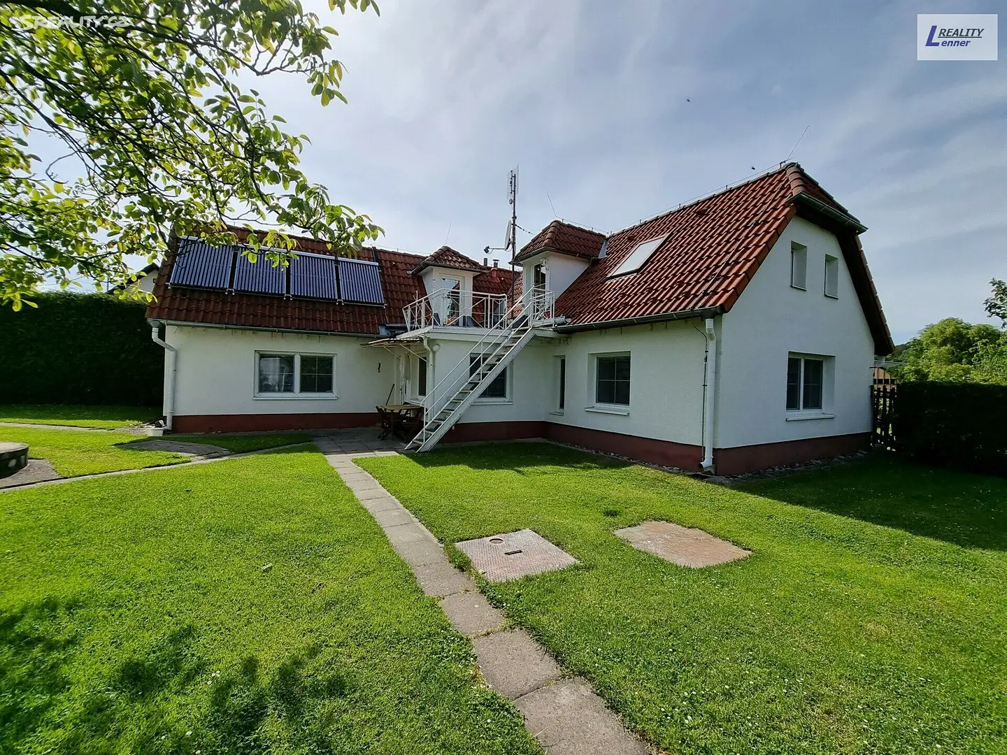 Prodej  rodinného domu 180 m², pozemek 459 m², Láz, okres Příbram