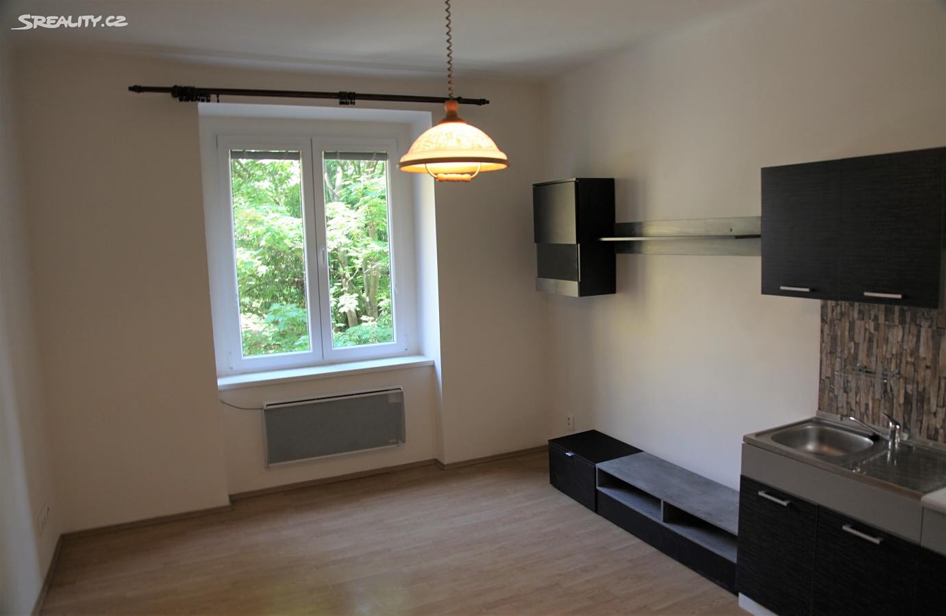 Pronájem bytu 1+1 43 m², Kralická, Praha - Strašnice