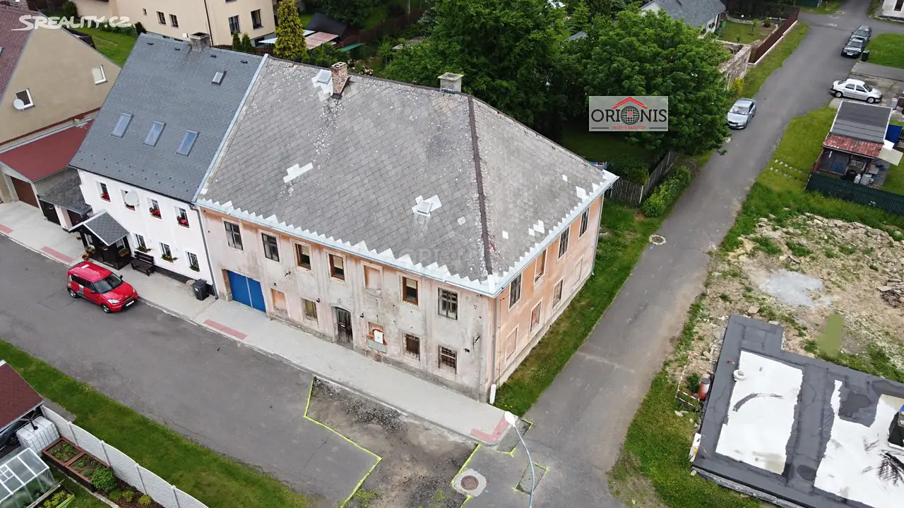 Prodej  rodinného domu 290 m², pozemek 373 m², Hora Svatého Šebestiána, okres Chomutov