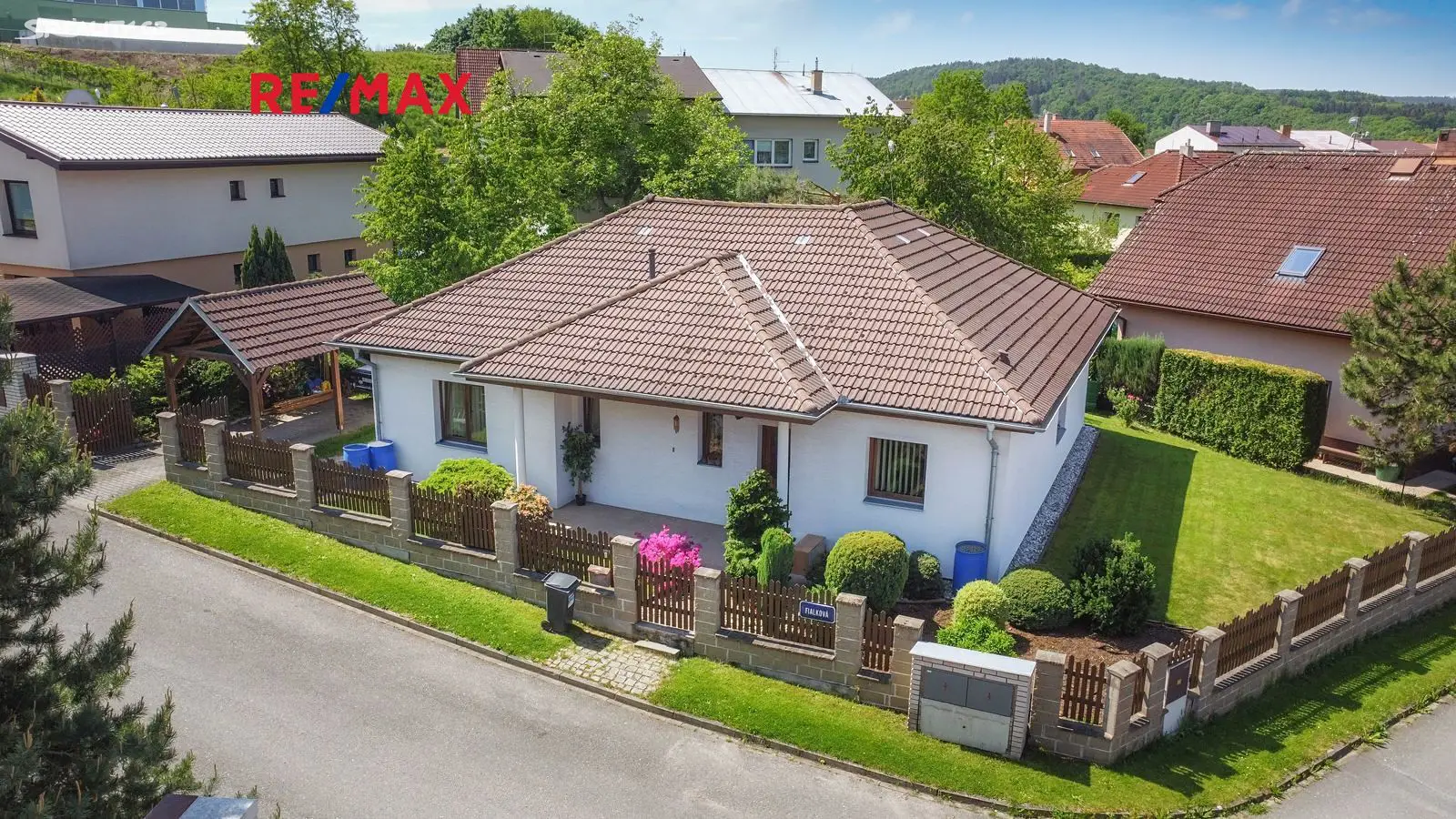 Prodej  rodinného domu 121 m², pozemek 659 m², Fialková, Štěnovice