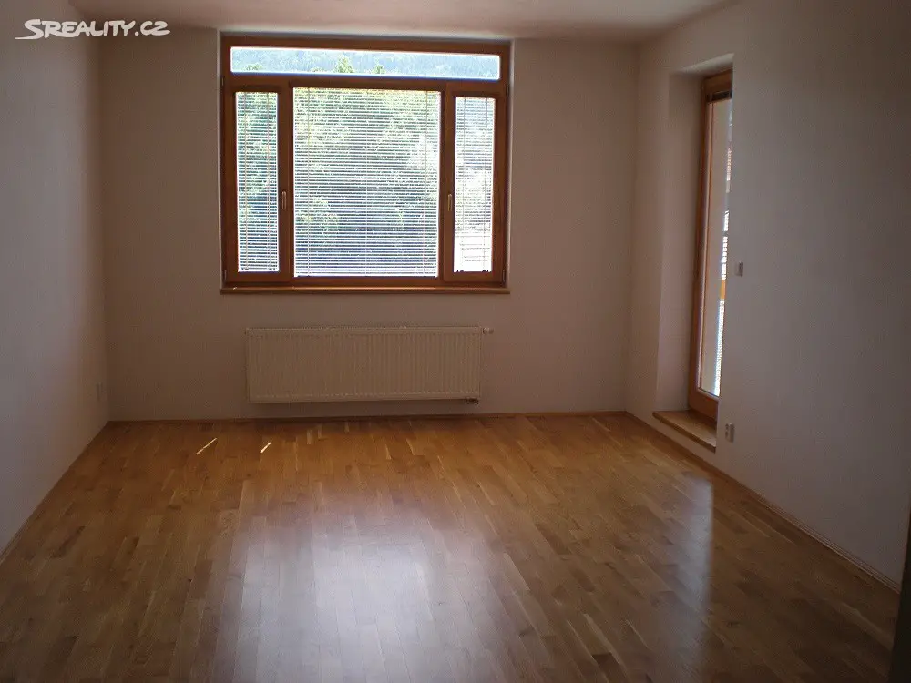 Pronájem bytu 2+kk 44 m², V Zahradách, Dobřichovice