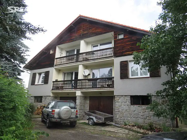 Prodej  rodinného domu 392 m², pozemek 1 339 m², Chroboly, okres Prachatice
