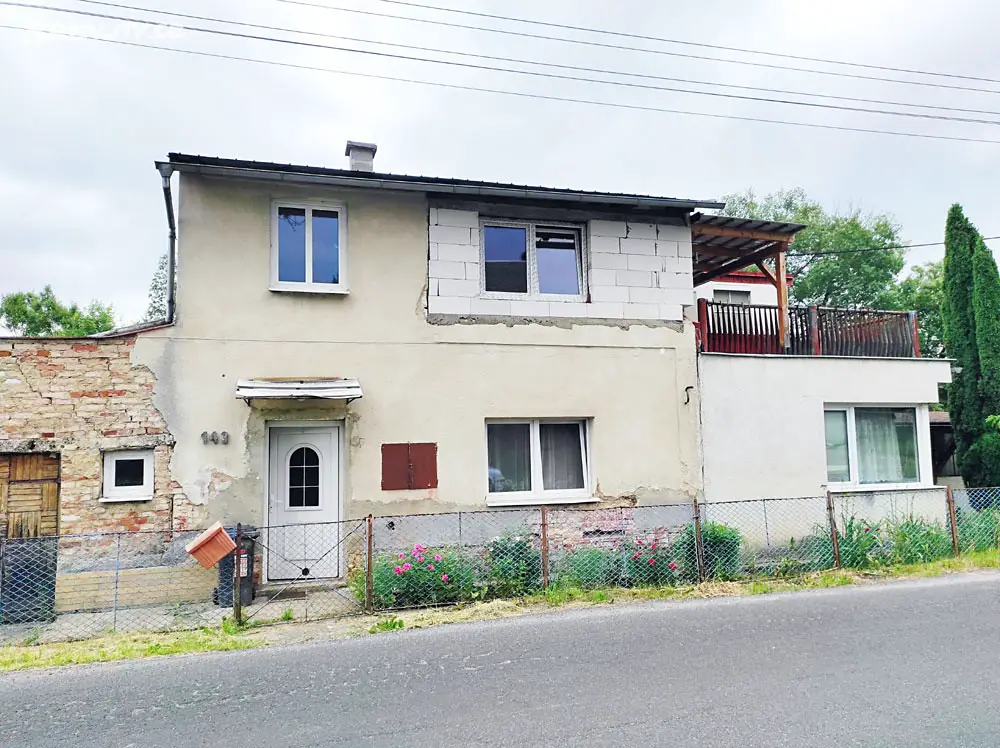 Prodej  rodinného domu 400 m², pozemek 1 065 m², Pertoltice pod Ralskem, okres Česká Lípa