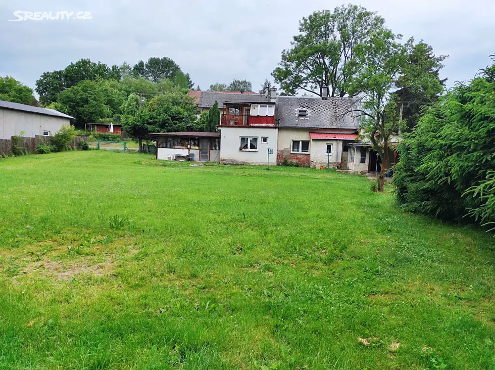 Prodej  rodinného domu 400 m², pozemek 1 065 m², Pertoltice pod Ralskem, okres Česká Lípa