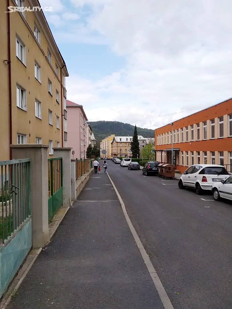 Pronájem bytu 1+1 54 m², Mlýnská, Ústí nad Labem - Neštěmice