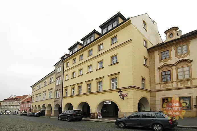 Pronájem bytu 2+1 90 m², Loretánská, Praha 1 - Hradčany