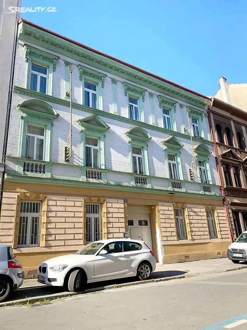 Pronájem bytu 2+kk 45 m², Světova, Praha 8 - Libeň