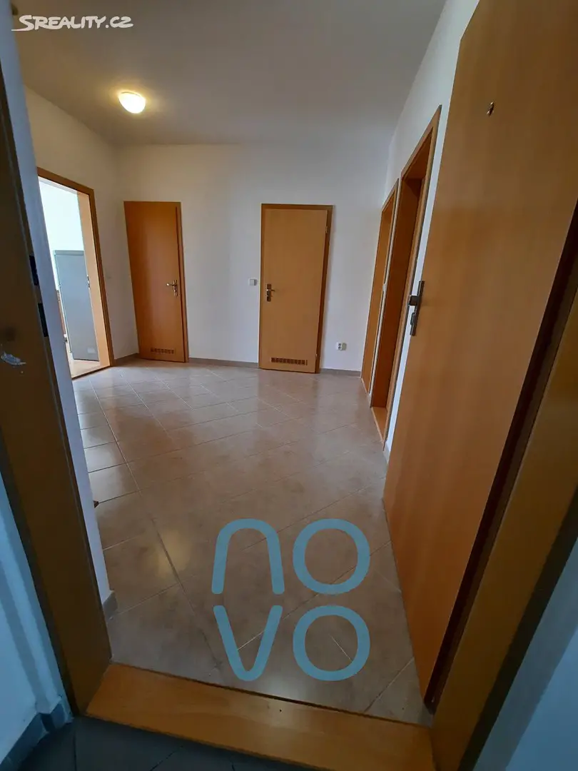 Pronájem bytu 3+kk 73 m², V Zeleném údolí, Praha 4 - Kunratice